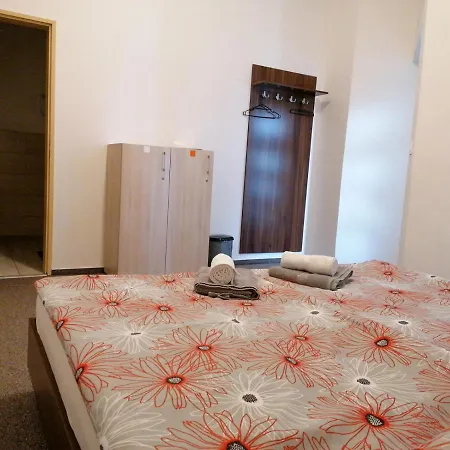 Vodna 1 Hostel