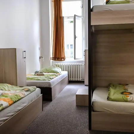 Vodna 1 Vandrerhjem *