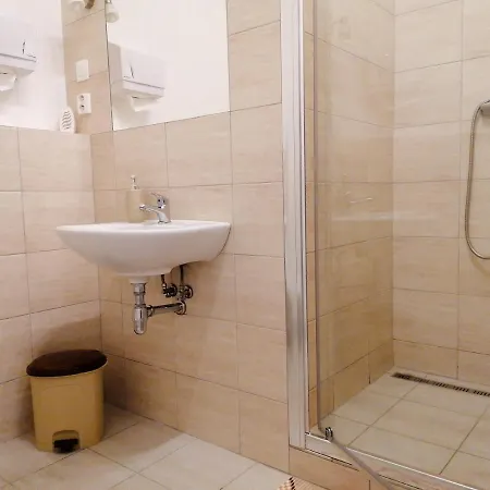 Vodna 1 Vandrerhjem Košice