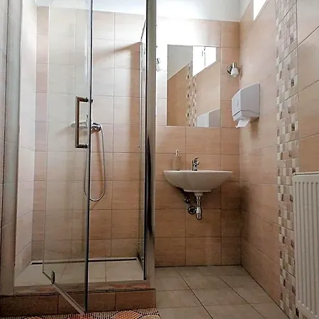 Vodna 1 Hostel *