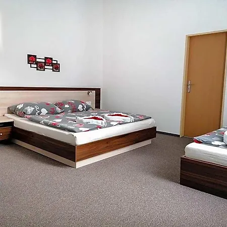 Hostel Vodna 1